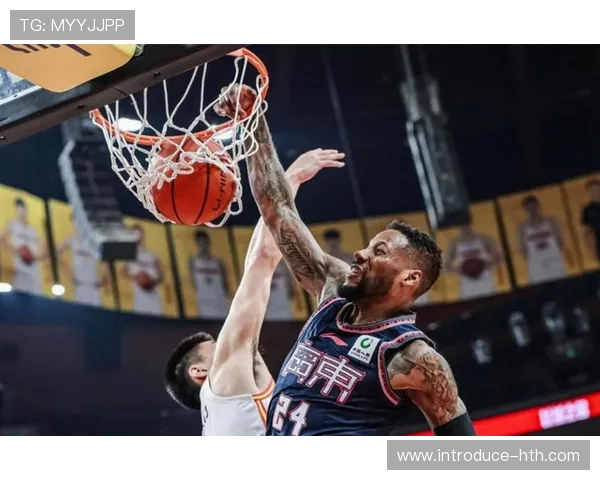 CBA季后赛激战正酣各队关键对决引爆球迷热情